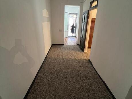 3 otaqlı köhnə tikili - 28 May m. - 99.9 m²