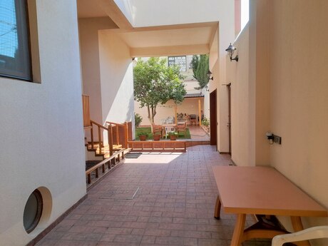 6 otaqlı həyət evi, 550 m², Gənclik: 1 500 000 ₼ 5
