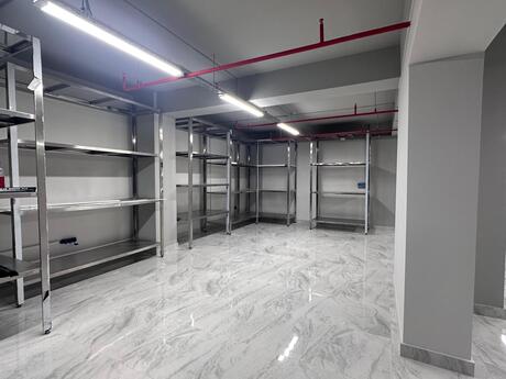 Obyekt - Memar Əcəmi m. - 315 m²
