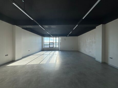 3 otaqlı ofis - Ağ şəhər q. - 80 m²