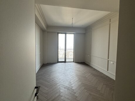 7 otaqlı yeni tikili - Elmlər Akademiyası m. - 345 m²