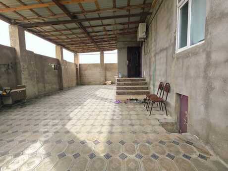 4 otaqlı həyət evi/bağ evi - Binə q. - 100 m²
