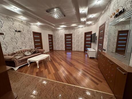 Объявление №5645140 - Баку, м. Элмляр Академиясы, 4-комн., 200 м², 4/17 этаж