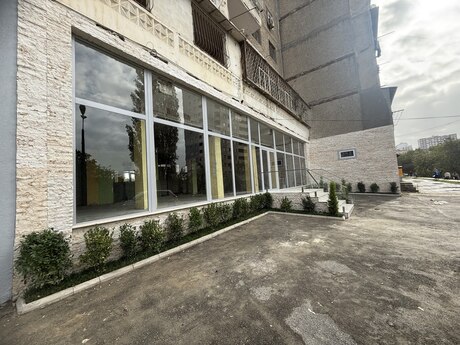 Obyekt - Yeni Günəşli q. - 339 m²