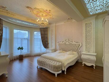 7 otaqlı həyət evi/bağ evi - Badamdar q. - 650 m²
