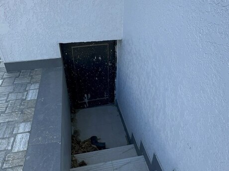 7 otaqlı həyət evi/bağ evi - Novxanı q. - 180 m²