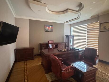 5-комн. офис - м. Ичеришехер - 250 м²