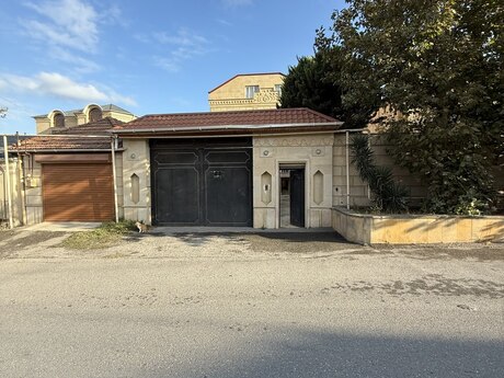 7-комн. дом/дача - пос. Бадамдар - 700 м²
