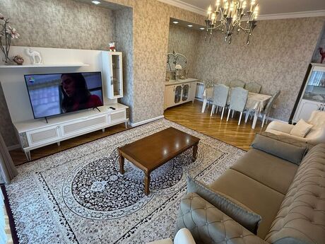 3 otaqlı yeni tikili - 8 Noyabr m. - 148 m²