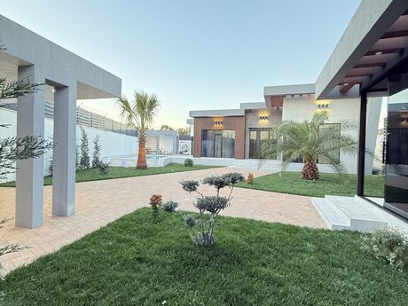 5 otaqlı həyət evi/bağ evi - Mərdəkan q. - 260 m²
