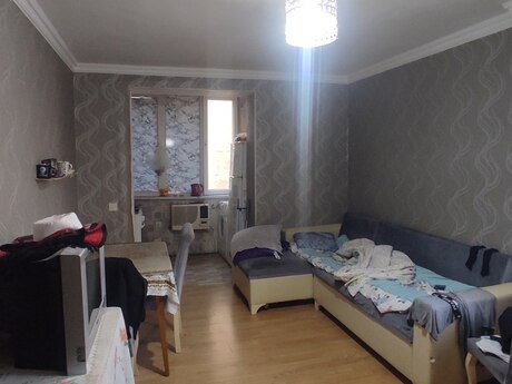 Elan №5646819 - Bakı, 28 May m., 2 otaqlı, 40 m², 5/5 mərtəbə