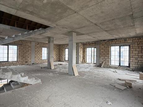 8 otaqlı həyət evi/bağ evi - Nardaran q. - 345 m²