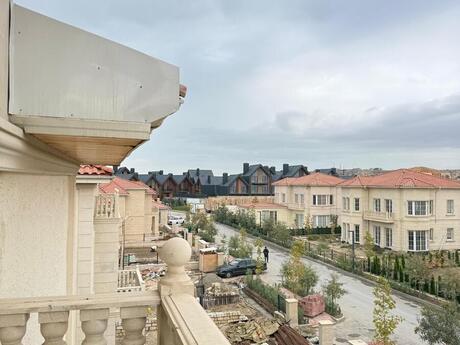 8 otaqlı həyət evi/bağ evi - Nardaran q. - 300 m²