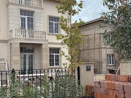 8 otaqlı həyət evi/bağ evi - Nardaran q. - 300 m²
