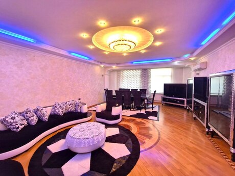 Объявление №5647518 - Баку, м. Низами, 3-комн., 165 м², 5/12 этаж