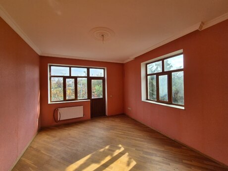 10 otaqlı həyət evi, 428 m², NZS: 420 000 ₼ 5