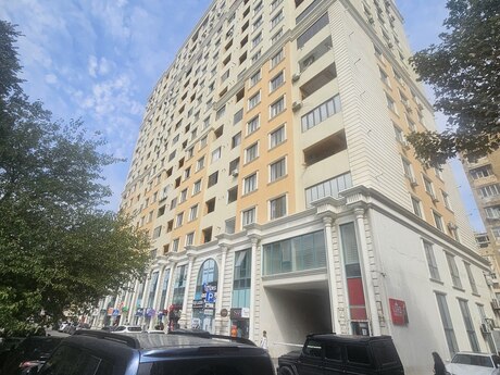 Elan №5647846 - Bakı, Elmlər Akademiyası m., 3 otaqlı, 122 m², 10/17 mərtəbə