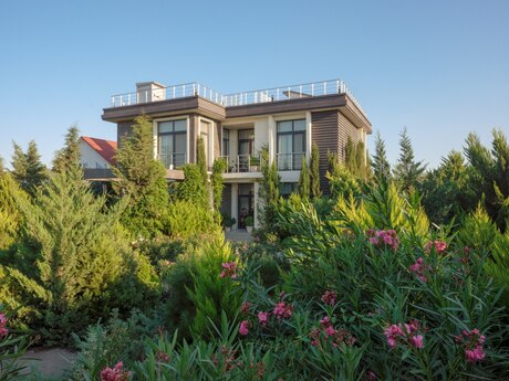 6 otaqlı həyət evi/bağ evi - Bilgəh q. - 250 m²