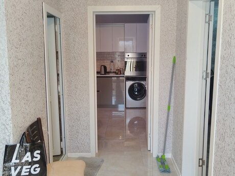 4 otaqlı həyət evi/bağ evi - Qaraçuxur q. - 170 m²