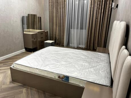 3 otaqlı yeni tikili - 8 Noyabr m. - 110 m²