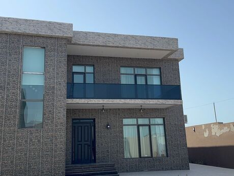 8 otaqlı həyət evi/bağ evi - Fatmayı q. - 480 m²