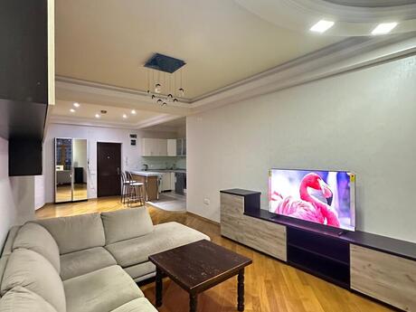 3 otaqlı yeni tikili - Elmlər Akademiyası m. - 110 m²