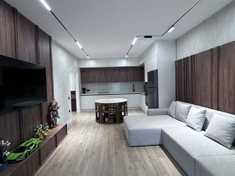 Elan №5648957 - Bakı, Ağ şəhər q., 2 otaqlı, 75 m², 9/20 mərtəbə