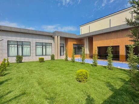 5 otaqlı həyət evi/bağ evi - Mərdəkan q. - 220 m²