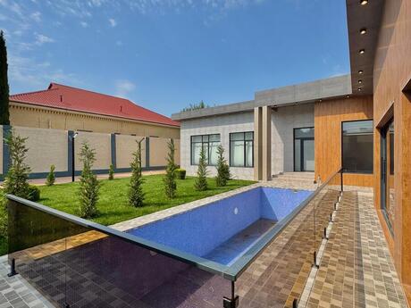 5 otaqlı həyət evi/bağ evi - Mərdəkan q. - 220 m²