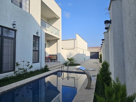 5 otaqlı həyət evi/bağ evi - Şüvəlan q. - 150 m²