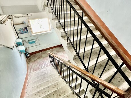 3-комн. вторичка - м. Кара Караев - 115 м²