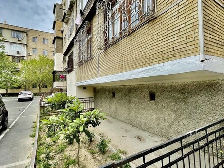 3-комн. вторичка - м. Кара Караев - 115 м²