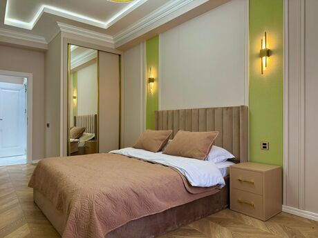 Elan №5650728 - Bakı, Elmlər Akademiyası m., 3 otaqlı, 140 m², 8/20 mərtəbə
