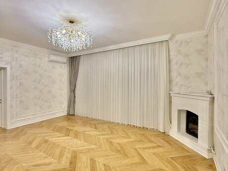 4 otaqlı köhnə tikili - İçəri Şəhər m. - 130 m²