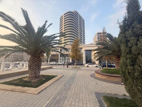 4 otaqlı yeni tikili - Ağ şəhər q. - 220 m²
