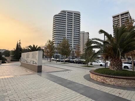 4 otaqlı yeni tikili - Ağ şəhər q. - 220 m²
