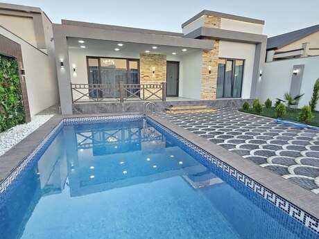 4 otaqlı həyət evi/bağ evi - Şüvəlan q. - 160 m²