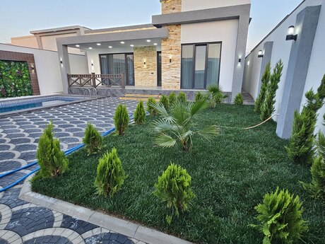 4 otaqlı həyət evi/bağ evi - Şüvəlan q. - 160 m²
