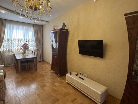Kirayə 3 otaqlı mənzil, 120 m², Nərimanov: 1 400 ₼/ay 5