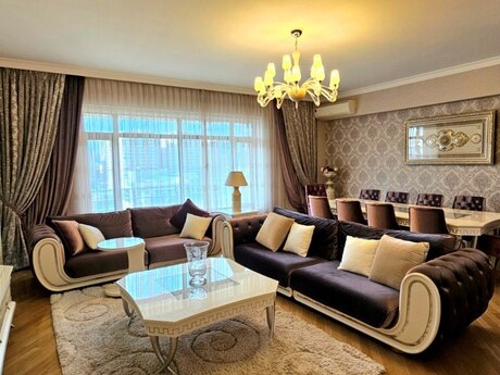 5 otaqlı yeni tikili - Şah İsmayıl Xətai m. - 225 m²