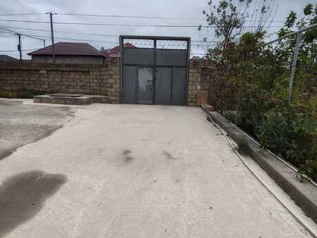 6 otaqlı həyət evi/bağ evi - Novxanı q. - 280 m²