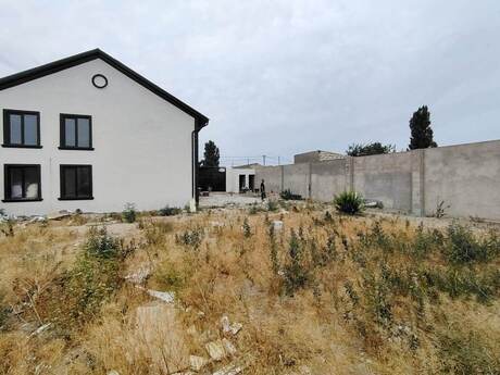 6 otaqlı həyət evi/bağ evi - Maştağa q. - 240 m²