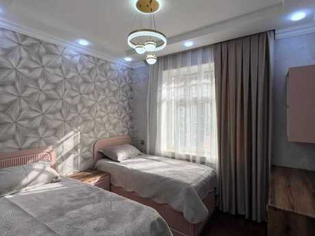 2-room apartment, 70 m², Memar Əcəmi: 172 000 ₼ 5