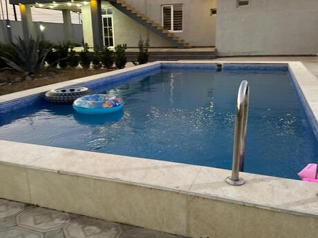 4 otaqlı həyət evi/bağ evi - Pirşağı q. - 210 m²