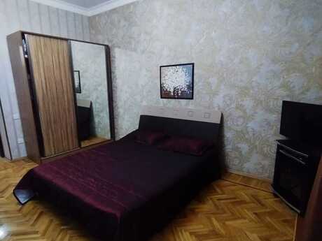 1 otaqlı köhnə tikili - Nizami m. - 40 m²