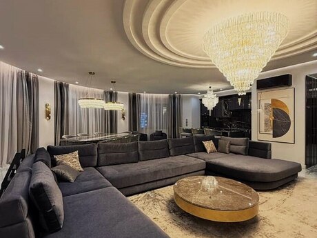4 otaqlı yeni tikili - Şah İsmayıl Xətai m. - 220 m²