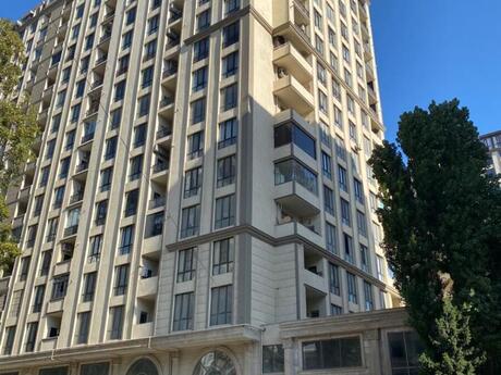 3 otaqlı yeni tikili - Nəsimi r. - 148.4 m²