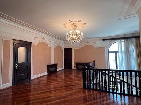 9 otaqlı həyət evi/bağ evi - Qara Qarayev m. - 400 m²