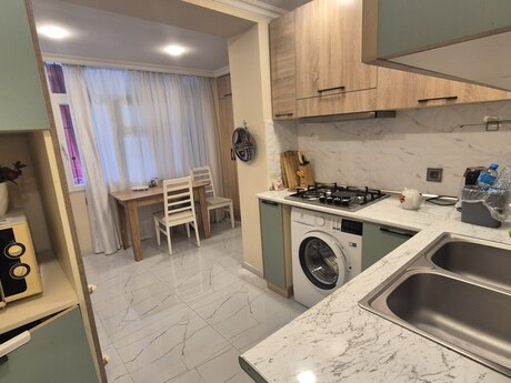 3-комнатная квартира, 105 м², Sahil: 350 000 ₼ 5