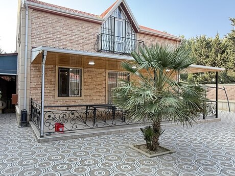 4 otaqlı həyət evi/bağ evi - Mərdəkan q. - 180 m²